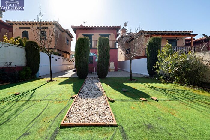 Casas en venta y pisos alquiler - 2