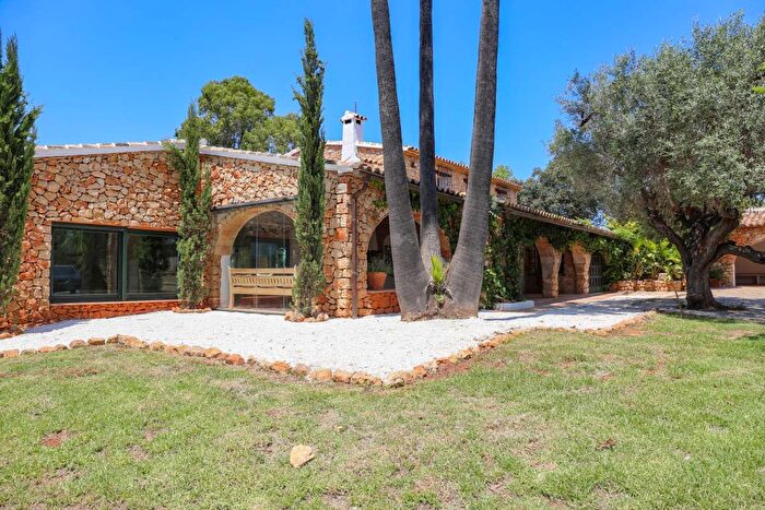 Casa en venta de 3 habitaciones en Senija, Alicante
