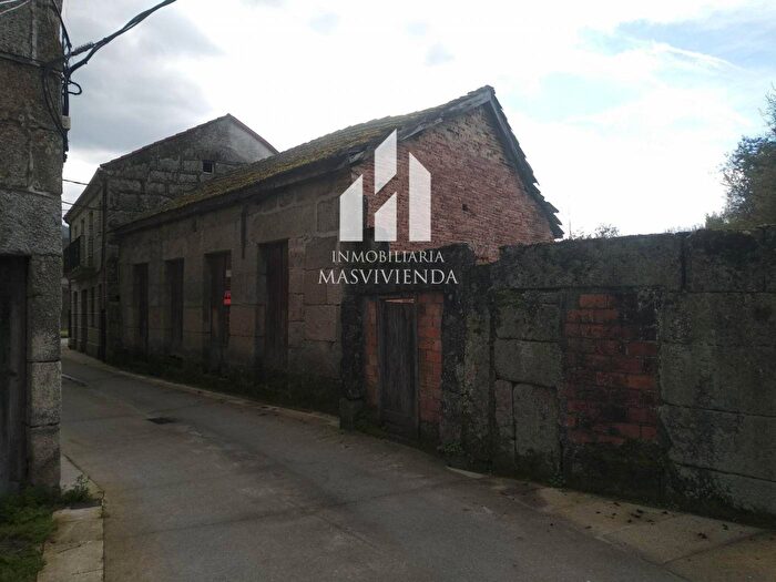 Galicia, Ourense: Casa en venta de 2 habitaciones