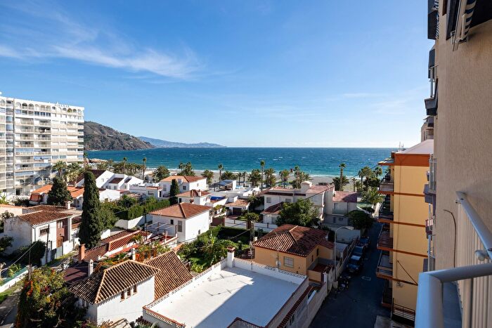 Piso en venta de 3 habitaciones en Velilla Velilla Taramay, Almuñécar