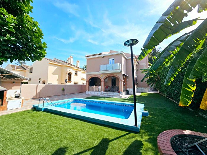 Casa en venta de 6 habitaciones: Andalucía, Málaga