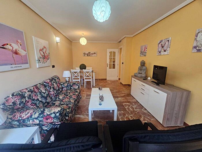Piso en venta de 2 habitaciones en Comunitat Valenciana, Alicante