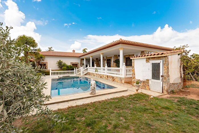 Casa en venta de 3 habitaciones, Andalucía, Granada