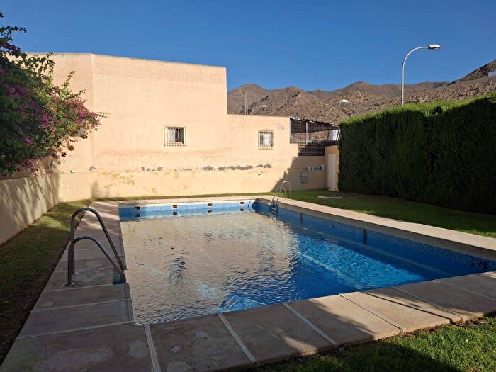 Piso en venta de 4 habitaciones: Andalucía, Almería