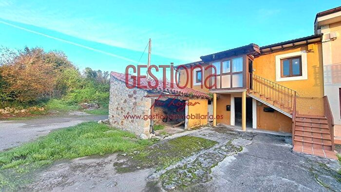 Casa de 4 habitaciones en venta en Cantabria, Cantabria