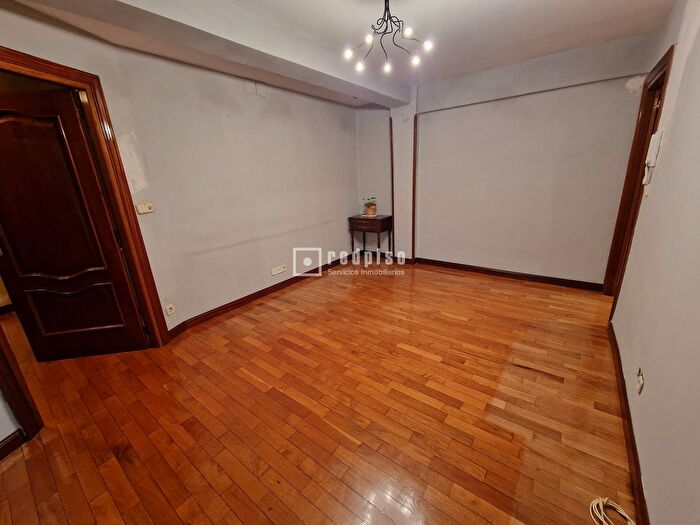 Piso en venta de 2 habitaciones: Ciudad Lineal, Pueblo Nuevo