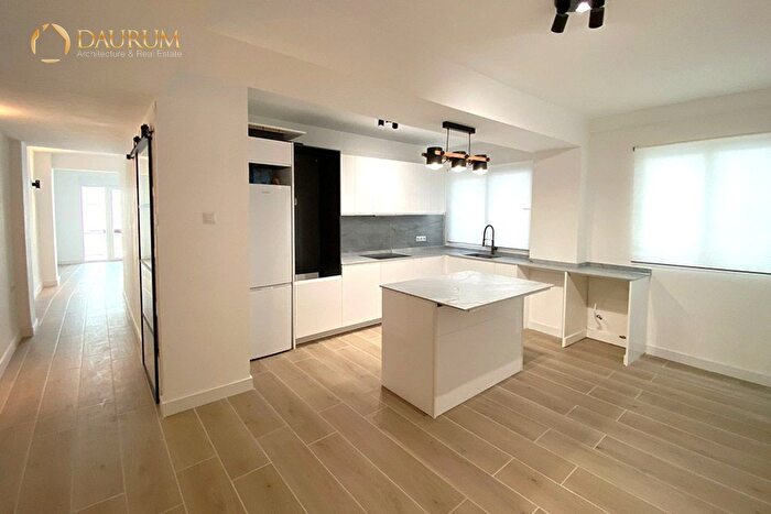 Centro, Mercado: Piso en venta de 3 habitaciones