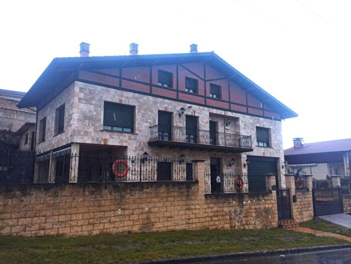 Casa en venta de 7 habitaciones en Castilla y León, Burgos