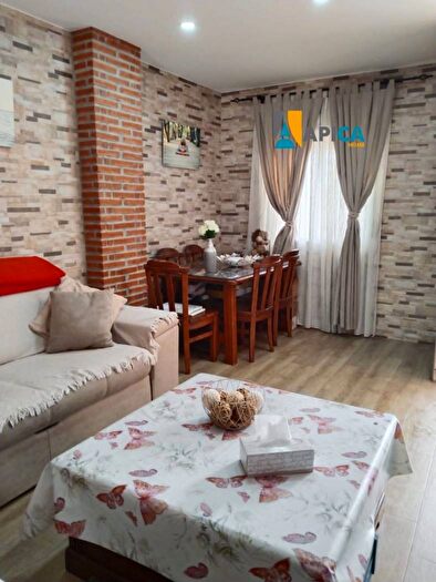 Casas en venta y pisos alquiler - 2
