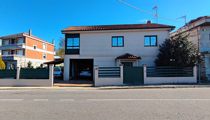 Galicia, Ourense: Casa en venta de 3 habitaciones