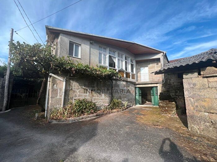 Casa en venta de 3 habitaciones en Galicia, Ourense