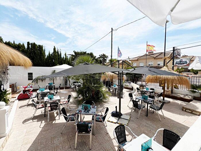 Casa en venta de 5 habitaciones en Comunitat Valenciana, Alicante