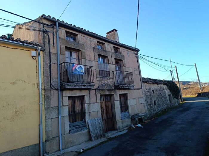 Castilla y León, Ávila: Casa en venta de 5 habitaciones