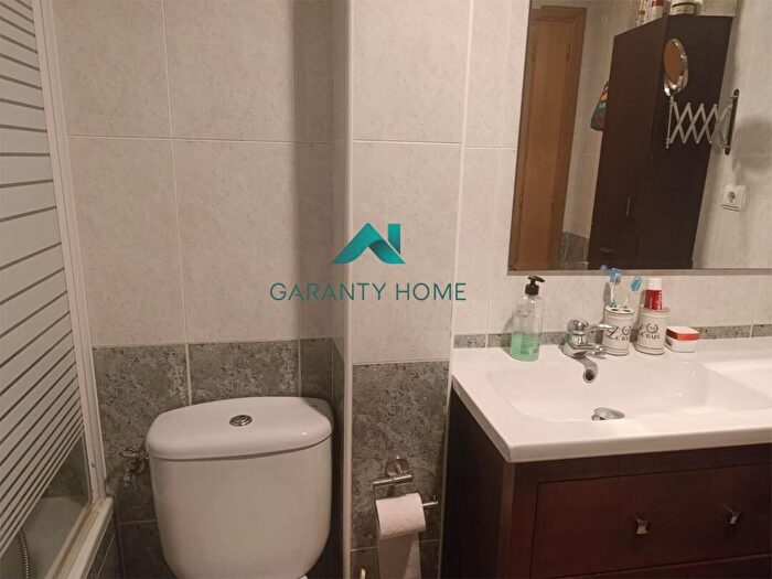 Piso de 3 habitaciones en venta en Norte, Juan de Borbón