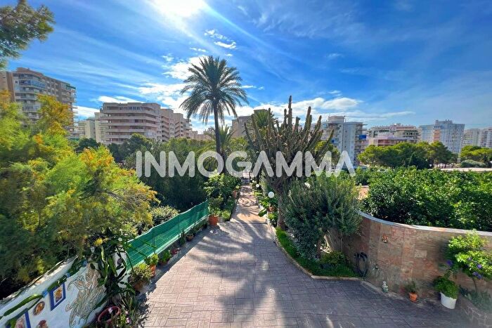 Casa en venta de 4 habitaciones en Comunitat Valenciana, València