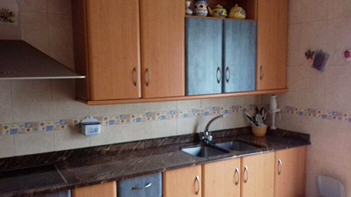 Casas en venta y pisos alquiler - 2