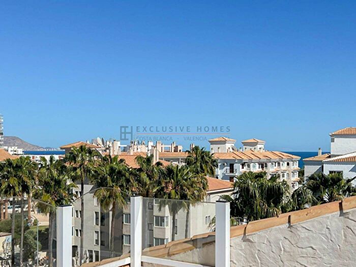 Piso en venta de 3 habitaciones en Comunitat Valenciana, Alicante