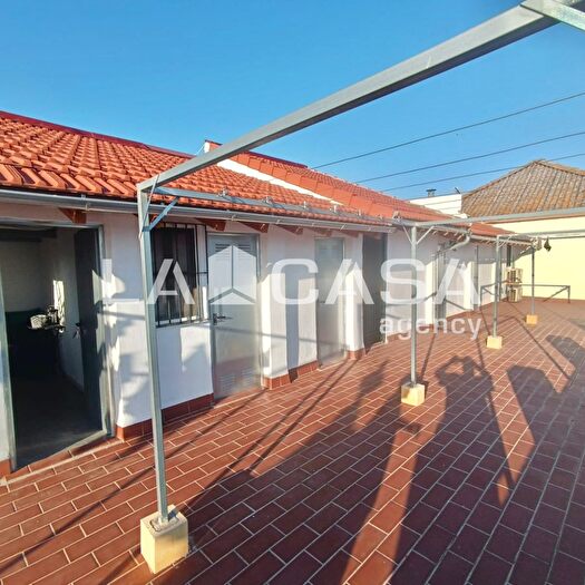 Piso de 3 habitaciones en venta en Macarena, Cruz Roja