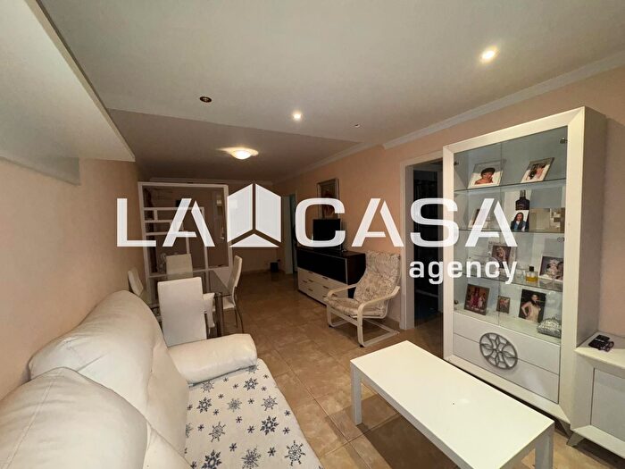 Piso en venta de 3 habitaciones: Centro, Montequinto