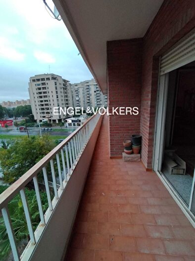Piso en venta de 6 habitaciones en Nervión, La Buhaira