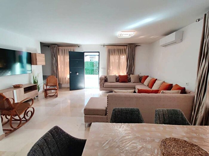 Casa en venta de 5 habitaciones, Comunitat Valenciana, Alicante