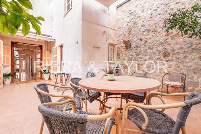 Casa en venta de 5 habitaciones, Manacor Centre, Manacor