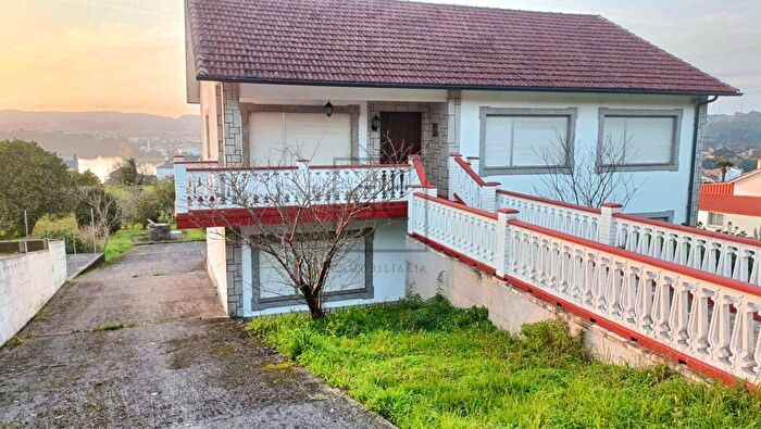 Galicia, A Coruña: Casa en venta de 4 habitaciones