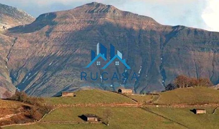 Casa en venta de 1 habitación: Vega de Pas, Cantabria