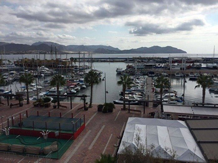 Piso en venta de 4 habitaciones en Región de Murcia, Murcia