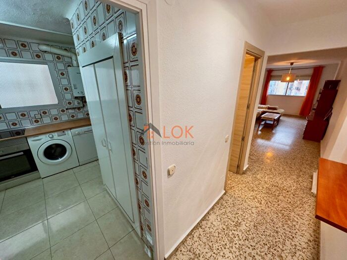 Piso en venta de 4 habitaciones: Cruz de Humilladero, Camino de Antequera