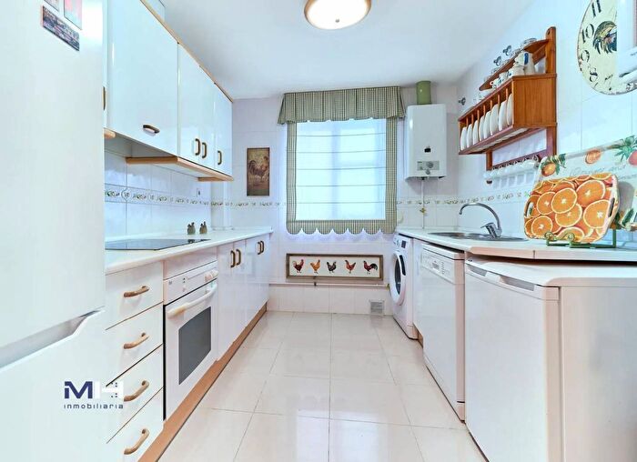 Casas en venta y pisos alquiler - 2