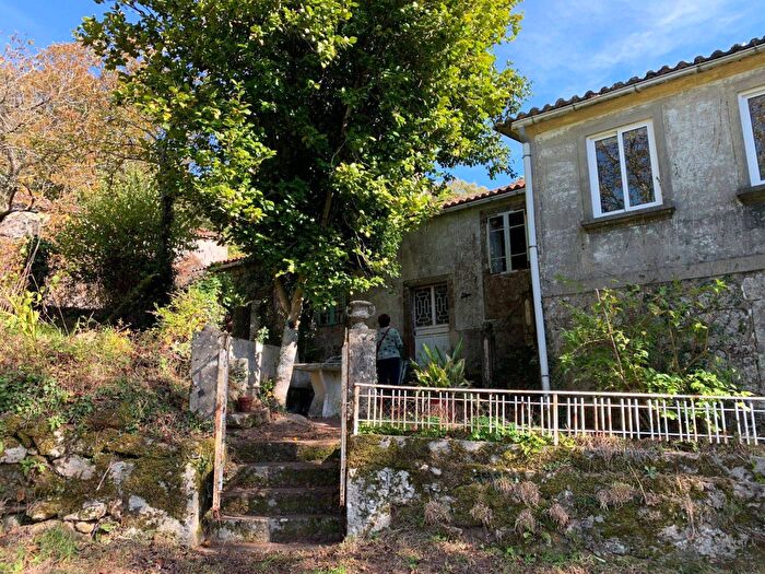 Galicia, Pontevedra: Casa en venta de 4 habitaciones