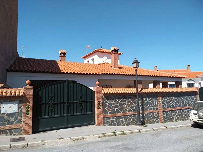 Casa en venta de 4 habitaciones en Andalucía, Granada