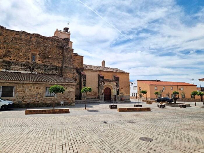Casa en venta de 3 habitaciones en Extremadura, Cáceres