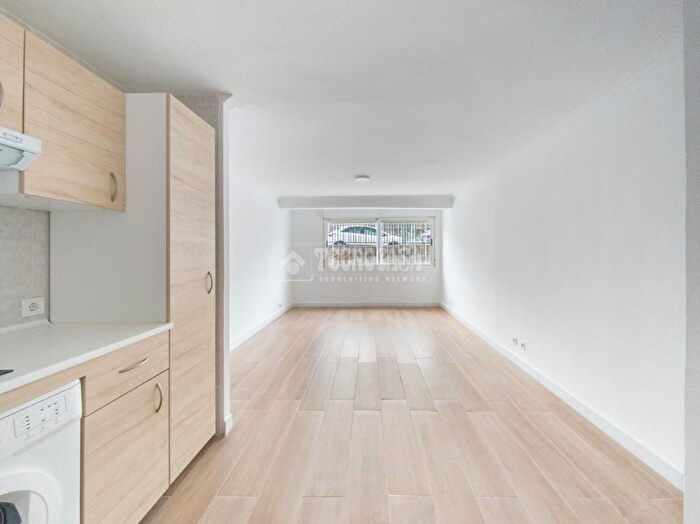 Piso en venta de 2 habitaciones en Moratalaz, Marroquina