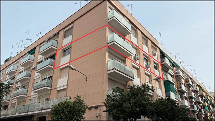 Andalucía, Córdoba: Piso en venta de 4 habitaciones