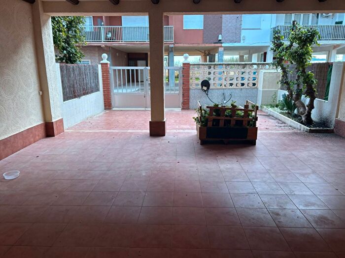 Casa en venta de 4 habitaciones en Les Palmeres, Sueca