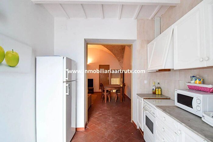 Casas en venta y pisos alquiler - 3