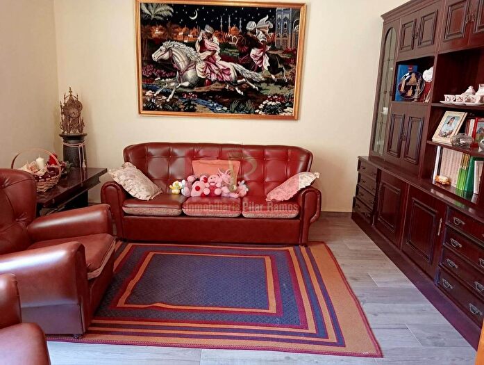 Castilla y León, León: Casa en venta de 5 habitaciones