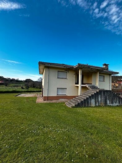 Soto del Barco, Asturias: Casa en venta de 3 habitaciones