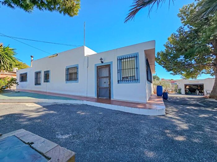 Casa en venta de 4 habitaciones, Comunitat Valenciana, Alicante