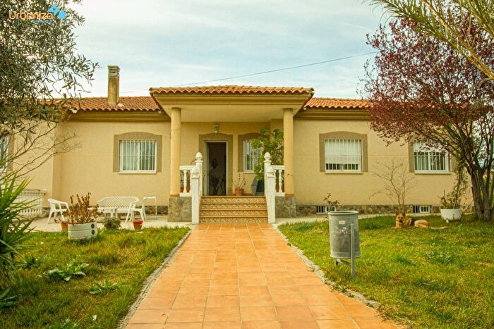 Casa en venta de 4 habitaciones, Extremadura, Badajoz