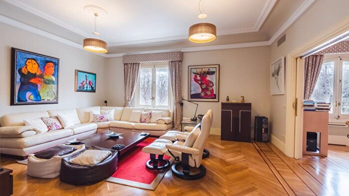 Piso en venta de 5 habitaciones en Comunidad de Madrid, Madrid