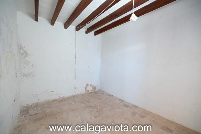 Casas en venta y pisos alquiler - 2