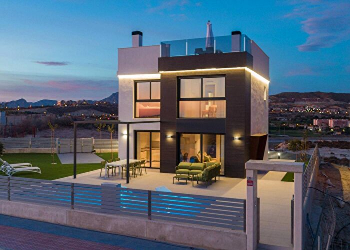 Casa en venta de 3 habitaciones, Comunitat Valenciana, Alicante