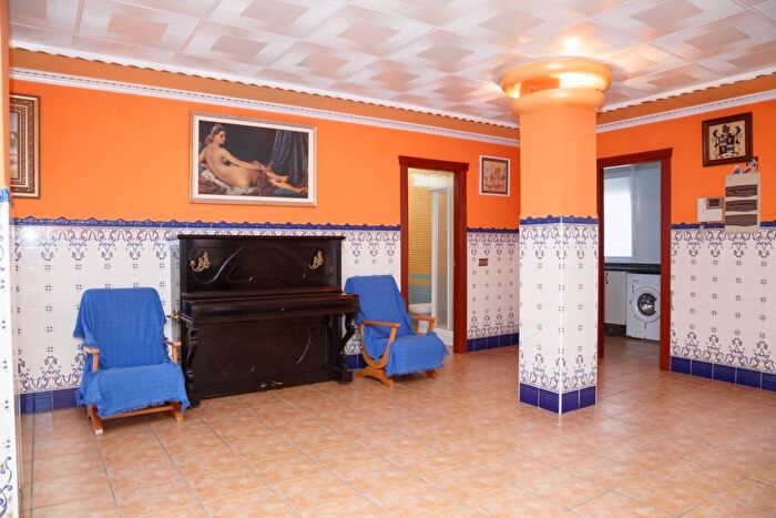 Casas en venta y pisos alquiler - 2