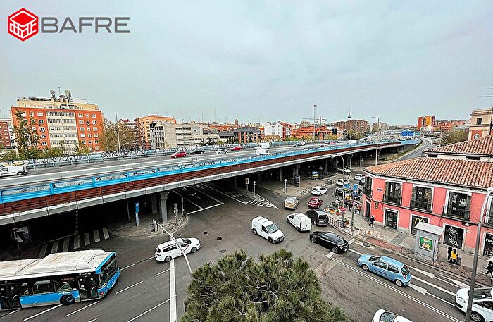 Piso en venta de 2 habitaciones, Puente de Vallecas, Palomeras Bajas