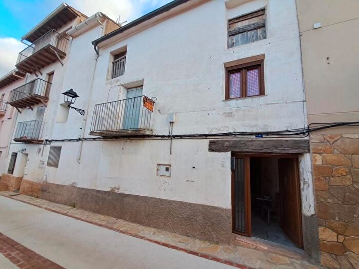 Casa en venta de 3 habitaciones, Beceite, Teruel