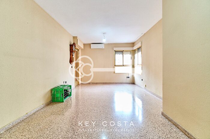 Piso en venta de 2 habitaciones, Benalúa Babel, Benalúa