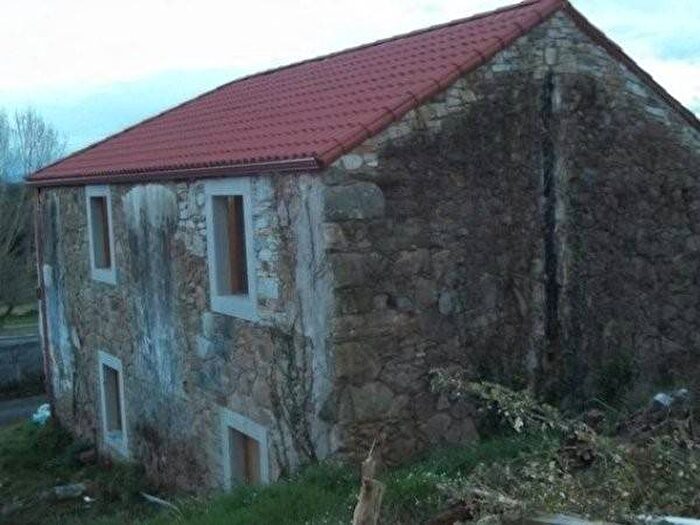 Casa en venta de 3 habitaciones, Galicia, Lugo